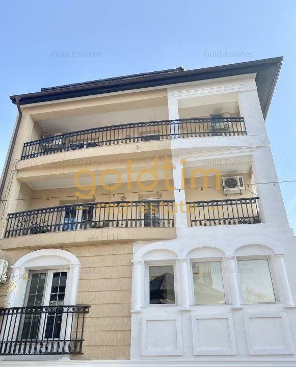 VILA SUPERBA 7 CAMERE, 330MP, D+P+2+M, PTA. DOMENII-STRADAL,2004/BIROURI-CLINICA