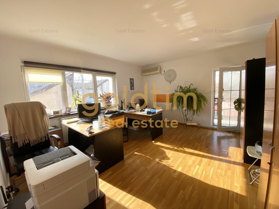 VILA SUPERBA 7 CAMERE, 330MP, D+P+2+M, PTA. DOMENII-STRADAL,2004/BIROURI-CLINICA