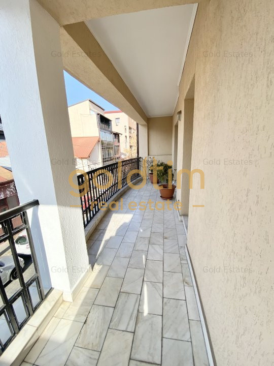 VILA SUPERBA 7 CAMERE, 330MP, D+P+2+M, PTA. DOMENII-STRADAL,2004/BIROURI-CLINICA