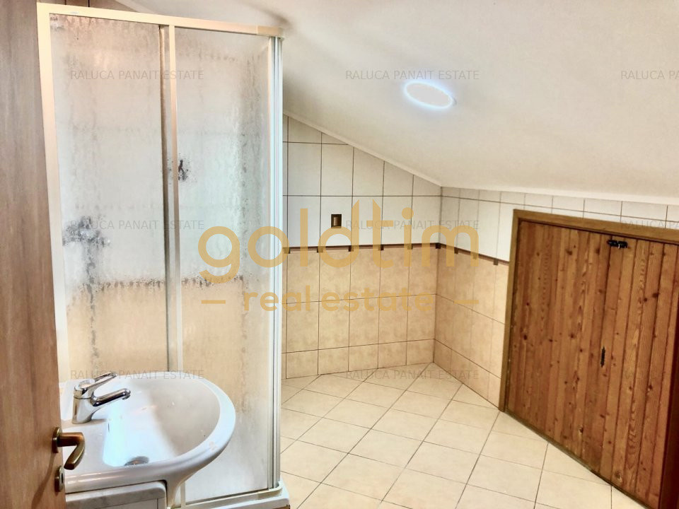 VILA INDIVIDUALA/ CURTE 400 MP