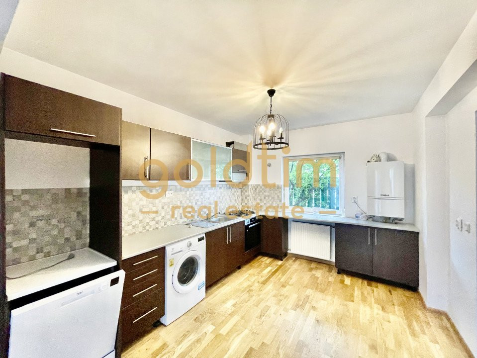 AZUR/ VILA 4 CAMERE TRANSFORMATA dIn 5/ SPATII GENEROASE