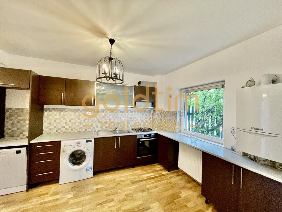 AZUR/ VILA 4 CAMERE TRANSFORMATA dIn 5/ SPATII GENEROASE