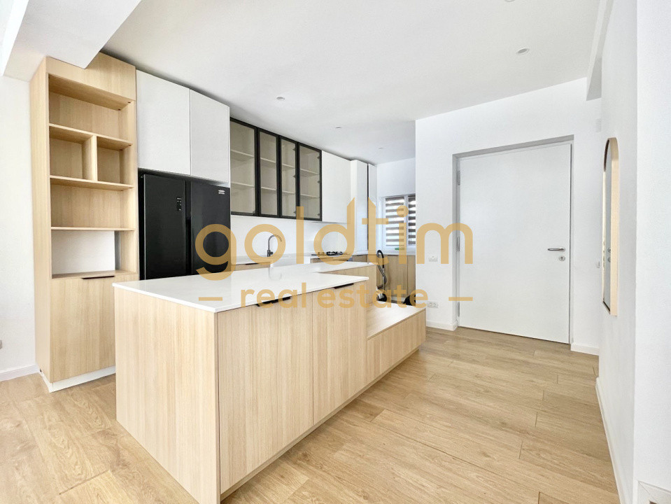 COMISION 0/INVESTITIE/ CHIRIAS/ VILA NOUA/MOBILATA/CURTE 200 mp/2 PARCARI