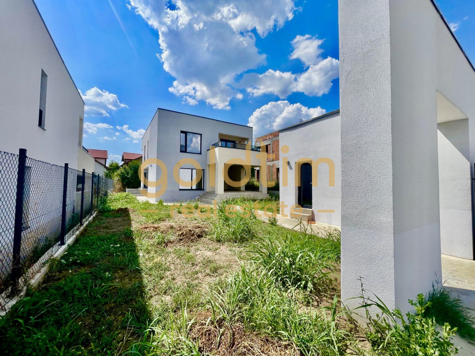 VILA INDIVIDUALA/CORBEANCA/ZONA LINISTITA/COMPLEX DE CASE/GARAJ