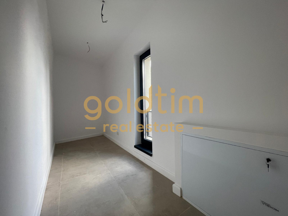 VILA INDIVIDUALA/CORBEANCA/ZONA LINISTITA/COMPLEX DE CASE/GARAJ