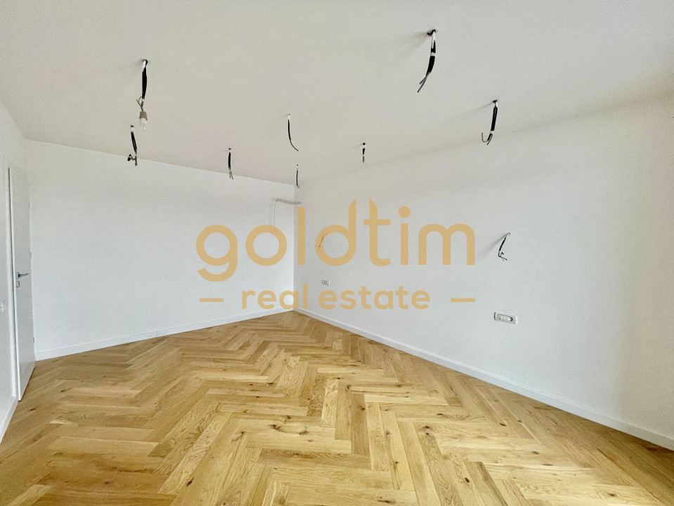 VILA INDIVIDUALA/CORBEANCA/ZONA LINISTITA/COMPLEX DE CASE/GARAJ