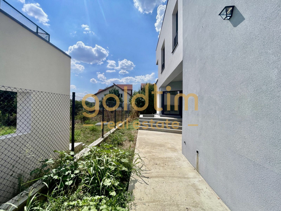 VILA INDIVIDUALA/CORBEANCA/ZONA LINISTITA/COMPLEX DE CASE/GARAJ