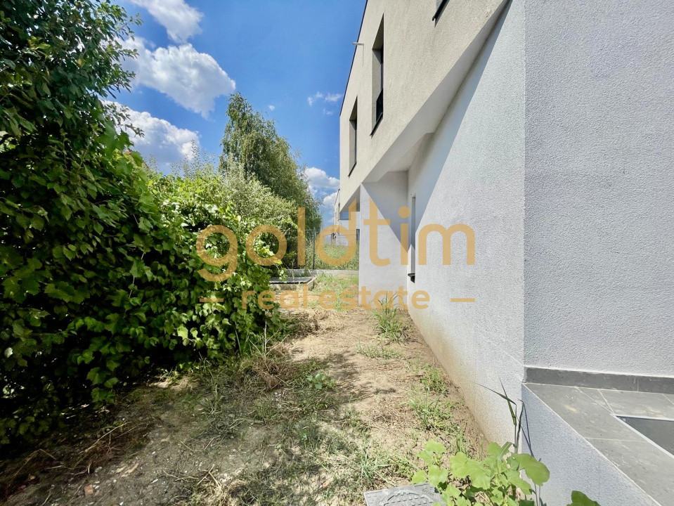 VILA INDIVIDUALA/CORBEANCA/ZONA LINISTITA/COMPLEX DE CASE/GARAJ