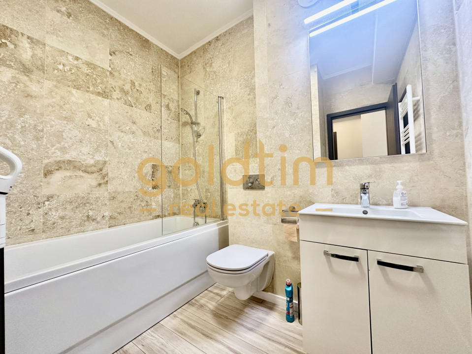 VEDERE LA MARE/LUMINOS/PARCARE INCLUSA/SUPERB MOBILAT/SPATII DE DEPOZITARE 