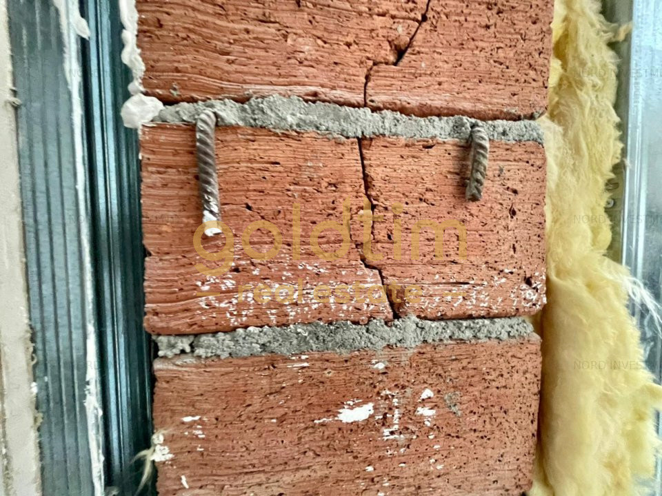 VILA 8 CAMERE/ MOGOSOAIA/ NOU/ SUPERB/ ZONA LINISTITA