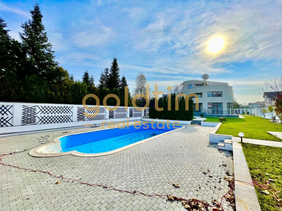 2 CASE INDIVIDUALE/SUPRAFETE GENEROASE/1800 MPTEREN/ PISCINA/ 