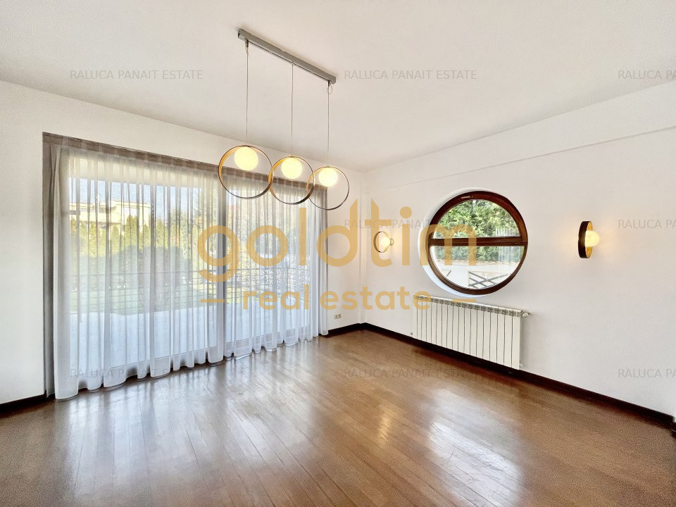 2 CASE INDIVIDUALE/SUPRAFETE GENEROASE/1800 MPTEREN/ PISCINA/ 