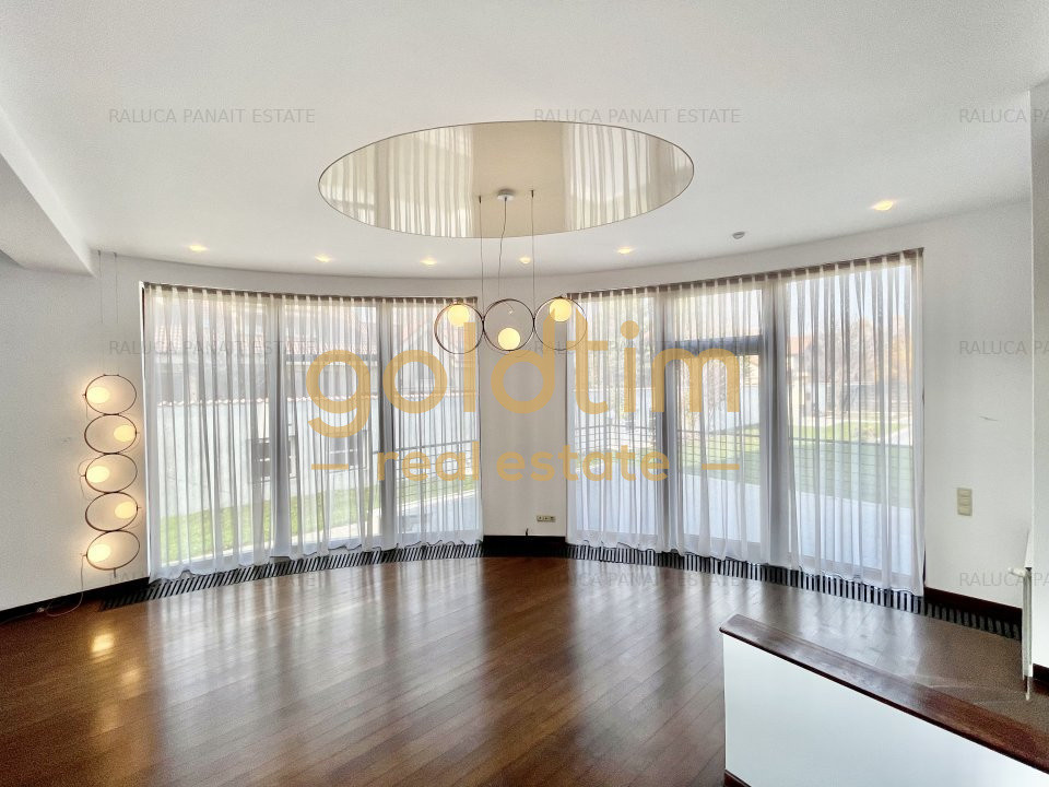 2 CASE INDIVIDUALE/SUPRAFETE GENEROASE/1800 MPTEREN/ PISCINA/ 