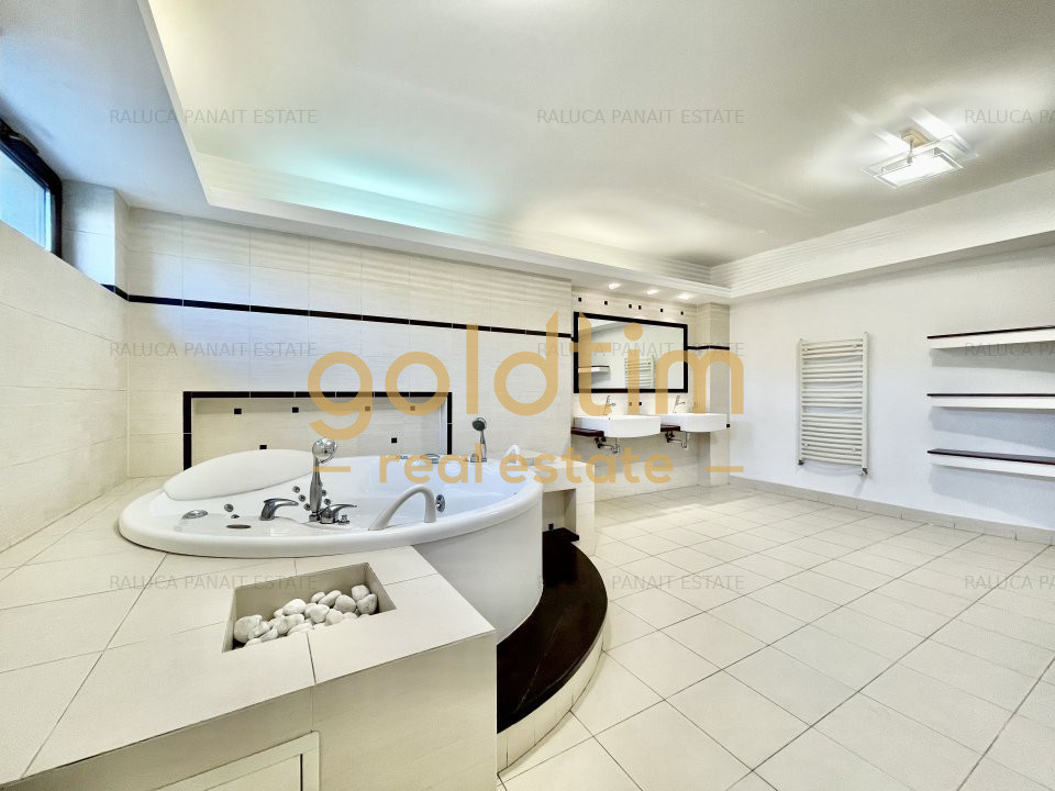 2 CASE INDIVIDUALE/SUPRAFETE GENEROASE/1800 MPTEREN/ PISCINA/ 