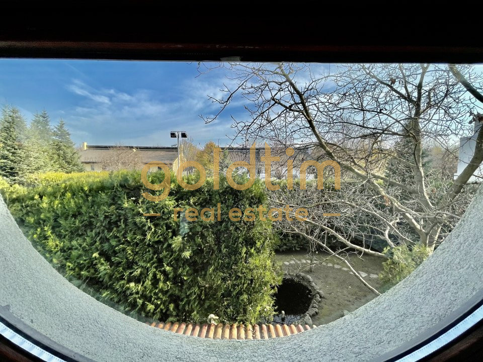 2 CASE INDIVIDUALE/SUPRAFETE GENEROASE/1800 MPTEREN/ PISCINA/ 