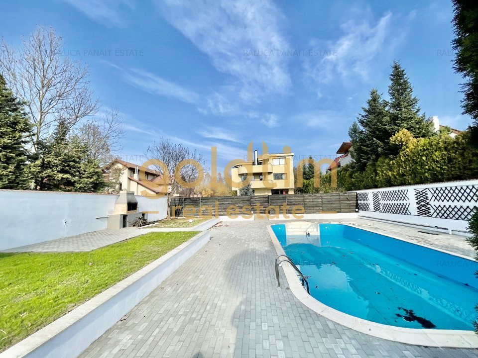 2 CASE INDIVIDUALE/SUPRAFETE GENEROASE/1800 MPTEREN/ PISCINA/ 