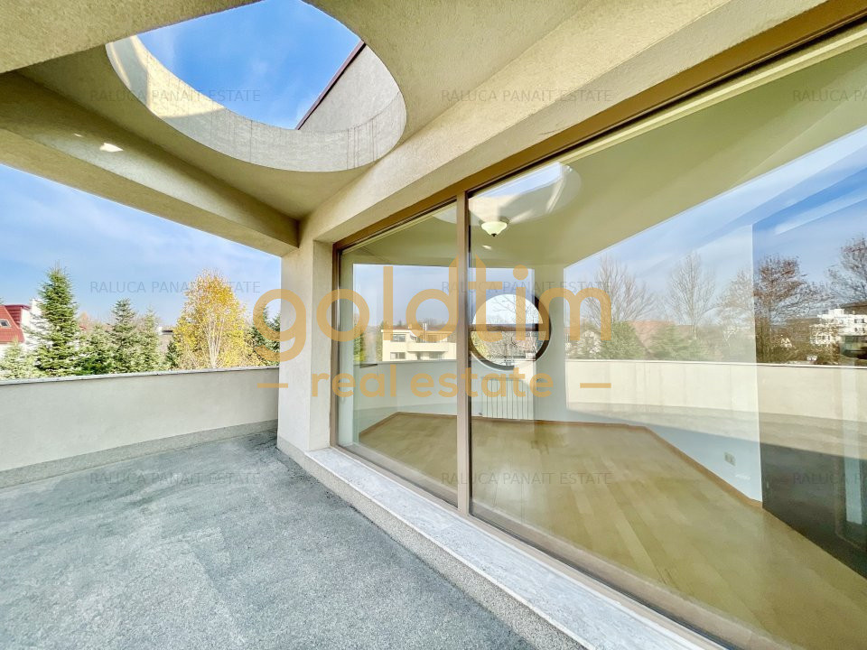 2 CASE INDIVIDUALE/SUPRAFETE GENEROASE/1800 MPTEREN/ PISCINA/ 