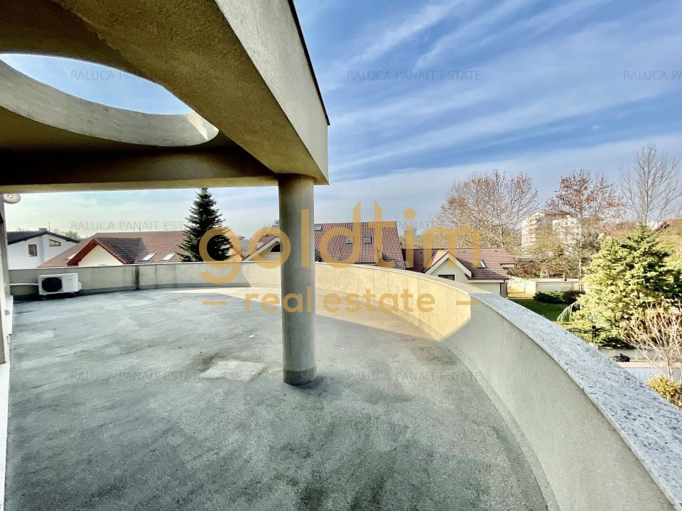 2 CASE INDIVIDUALE/SUPRAFETE GENEROASE/1800 MPTEREN/ PISCINA/ 