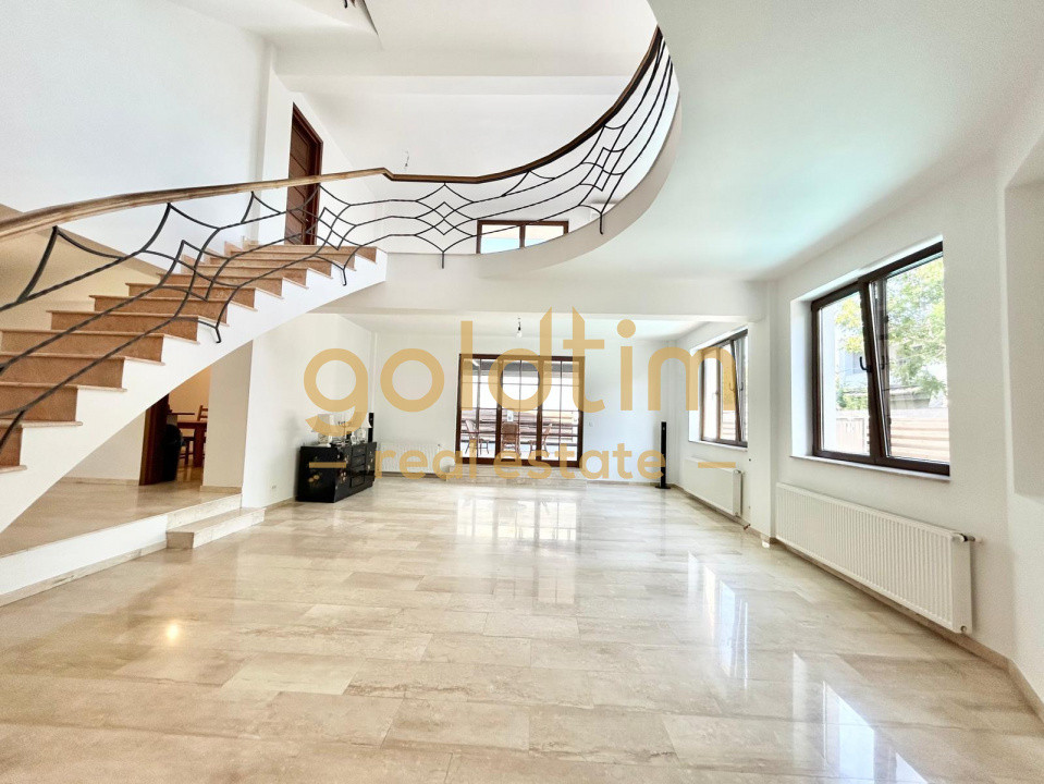 VILA INDIVIDUALA RENOVATA/PISCINA INCALZITA/CURTE/SPATIOASA/GARAJ/IANCU NICOLAE