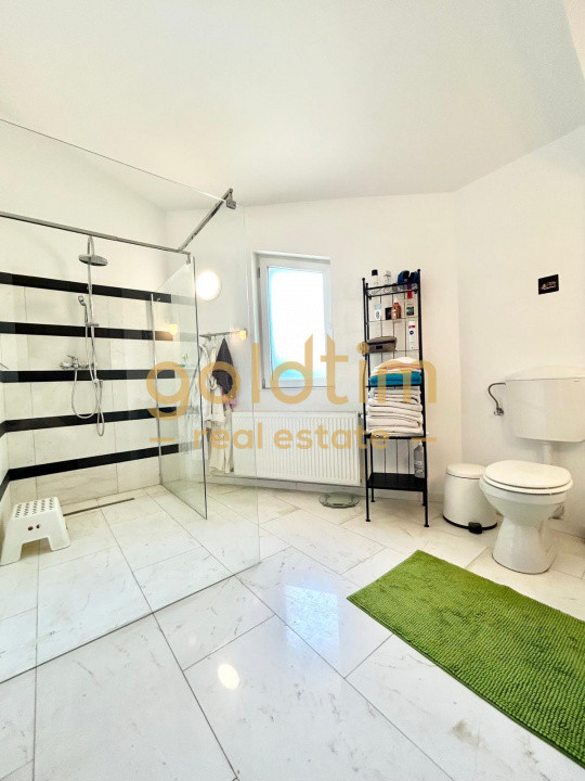 VILA INDIVIDUALA RENOVATA/PISCINA INCALZITA/CURTE/SPATIOASA/GARAJ/IANCU NICOLAE