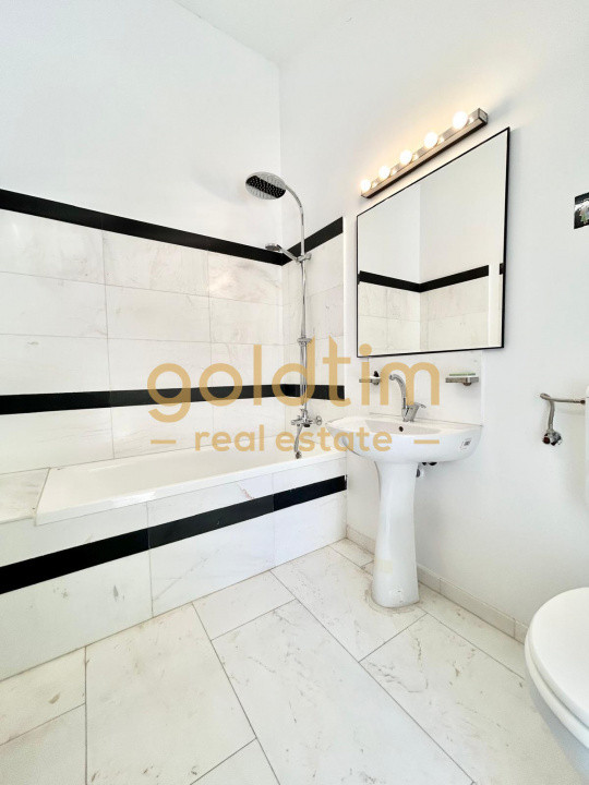 VILA INDIVIDUALA RENOVATA/PISCINA INCALZITA/CURTE/SPATIOASA/GARAJ/IANCU NICOLAE