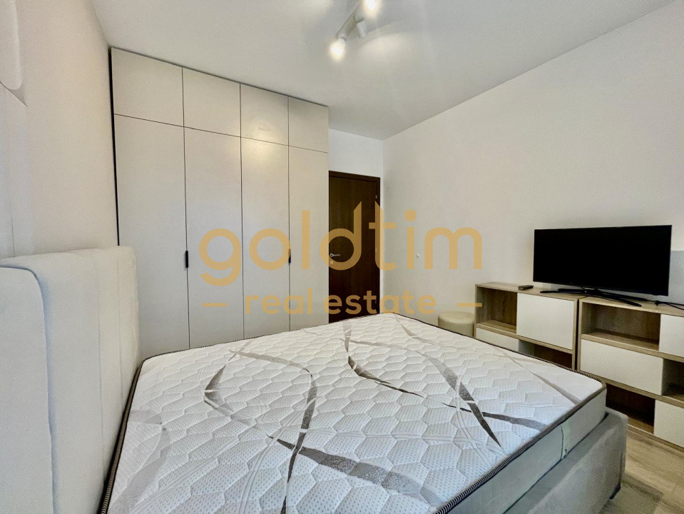 SCOALA AMERICANA/PIPERA/LUMINOS/TERASA GENEROASA/SUPERB VIEW