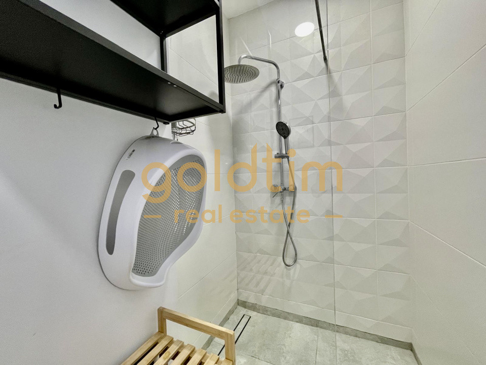 SUPERB/ ACCES PARC/ PARCARE/ BOXA