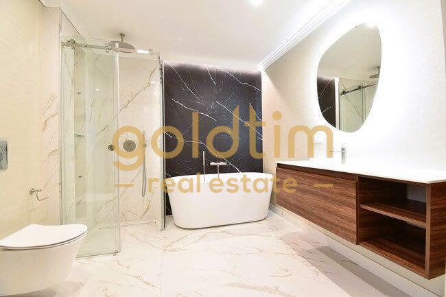 APARTAMENT 4 CAMERE RENOVAT/ANSAMBLU SECURIZAT/BOXA/GARAJ/WASHINGTON/CAPITALE