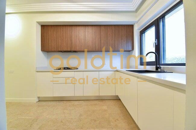 APARTAMENT 4 CAMERE RENOVAT/ANSAMBLU SECURIZAT/BOXA/GARAJ/WASHINGTON/CAPITALE