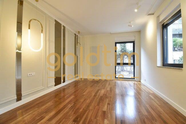 APARTAMENT 4 CAMERE RENOVAT/ANSAMBLU SECURIZAT/BOXA/GARAJ/WASHINGTON/CAPITALE