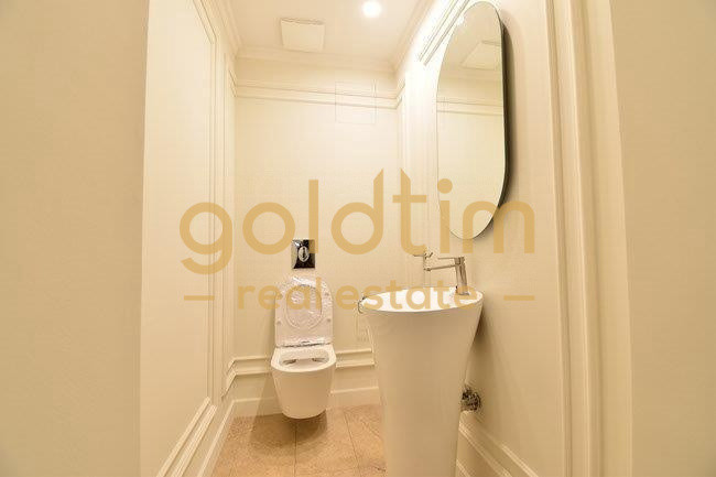 APARTAMENT 4 CAMERE RENOVAT/ANSAMBLU SECURIZAT/BOXA/GARAJ/WASHINGTON/CAPITALE