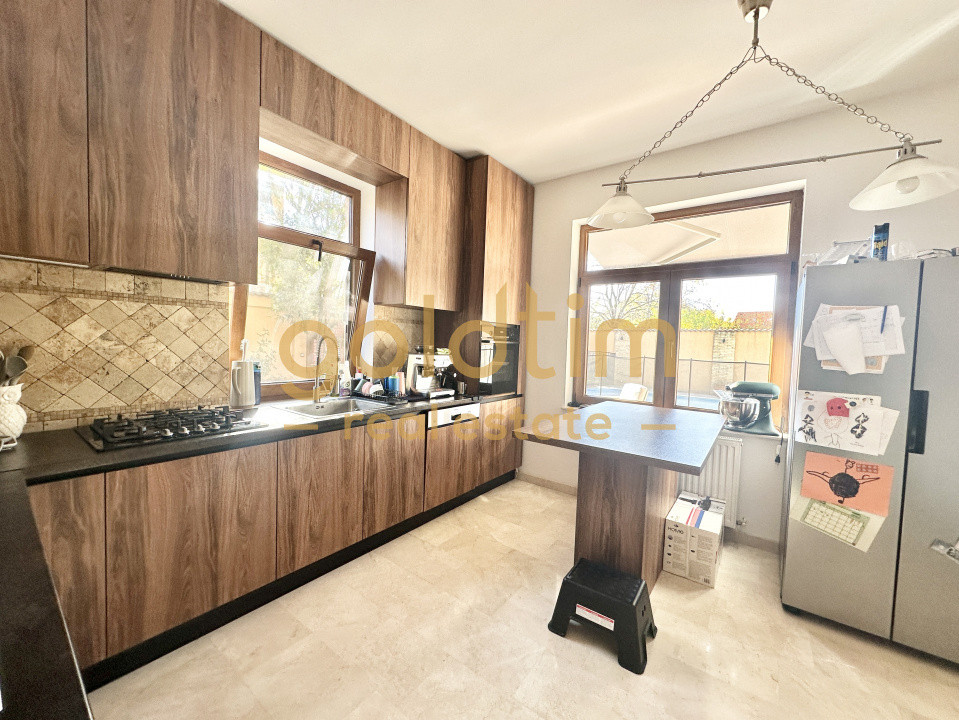 VILA INDIVIDULA/CURTE/PISCINA/MOBILATA/PIPERA/PROMENADA