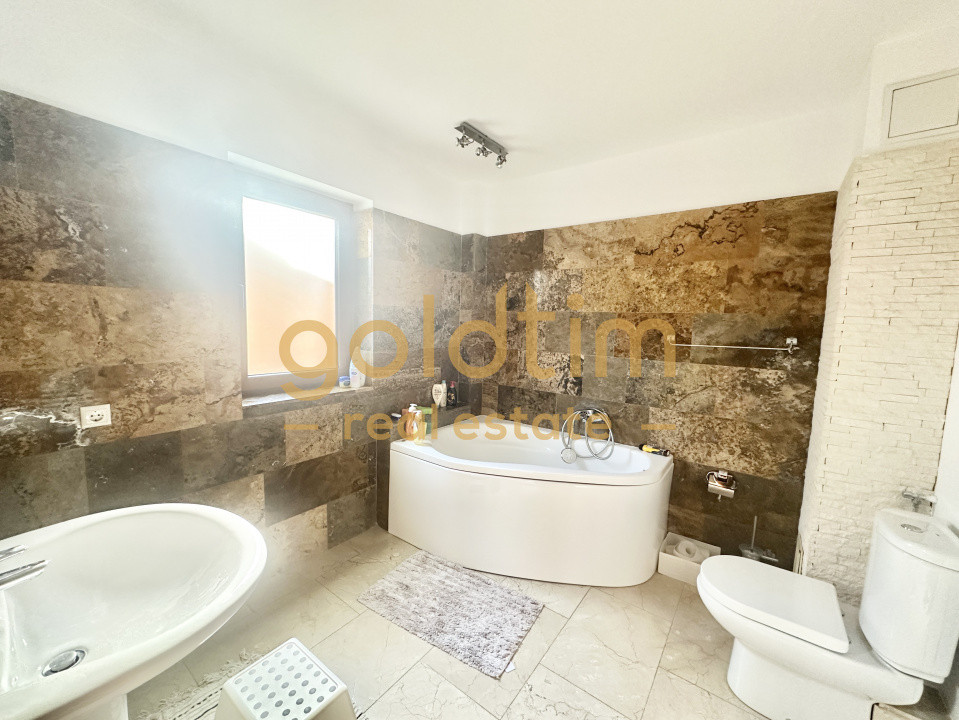 VILA INDIVIDULA/CURTE/PISCINA/MOBILATA/PIPERA/PROMENADA