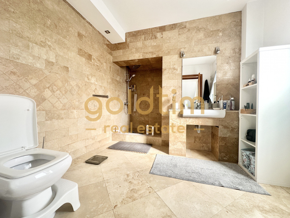 VILA INDIVIDULA/CURTE/PISCINA/MOBILATA/PIPERA/PROMENADA