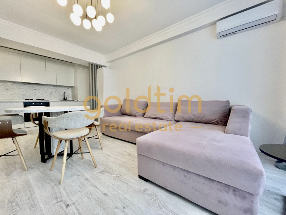 SUPERB/ TERASA 17 mp/ ULTIMUL ETAj/PARCARE