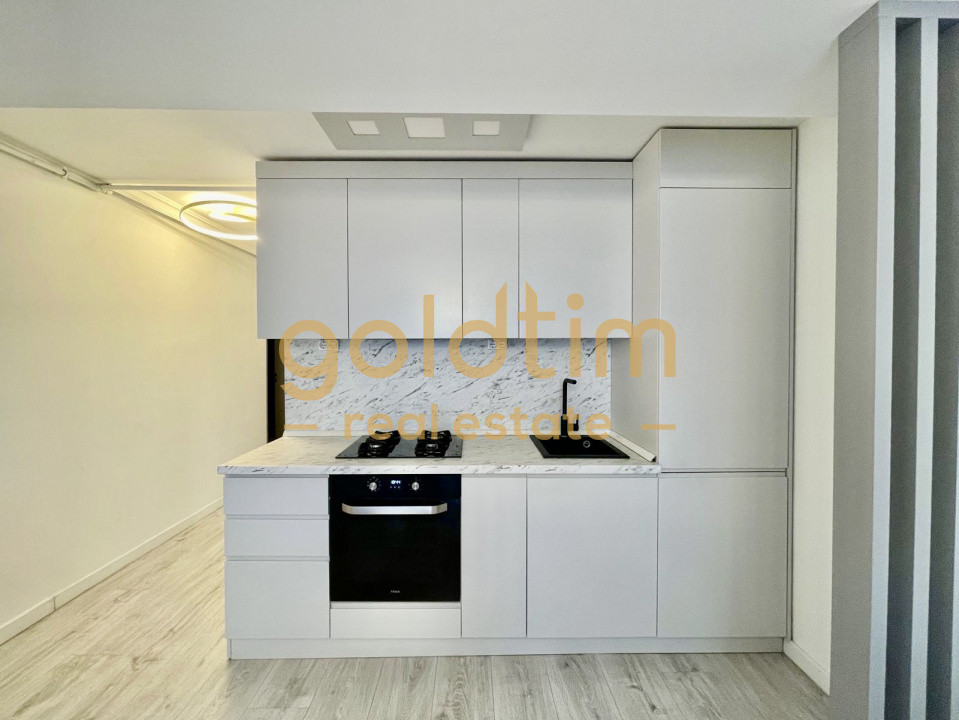 SUPERB/ TERASA 17 mp/ ULTIMUL ETAj/PARCARE