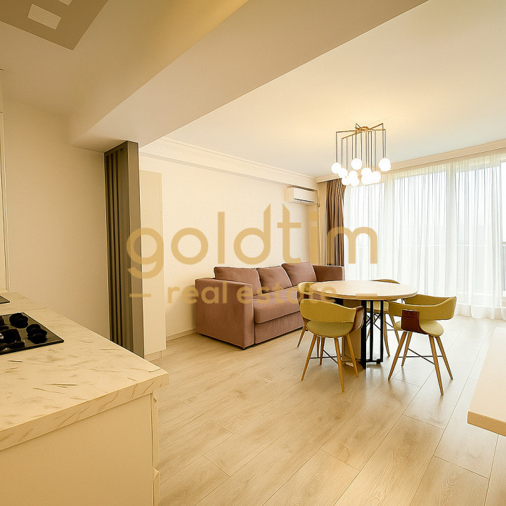 SUPERB/ TERASA 17 mp/ ULTIMUL ETAj/PARCARE