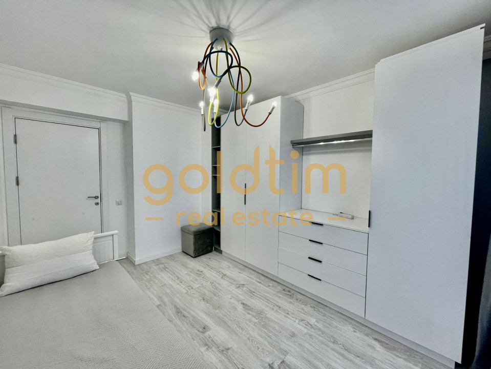 SUPERB/ TERASA 17 mp/ ULTIMUL ETAj/PARCARE