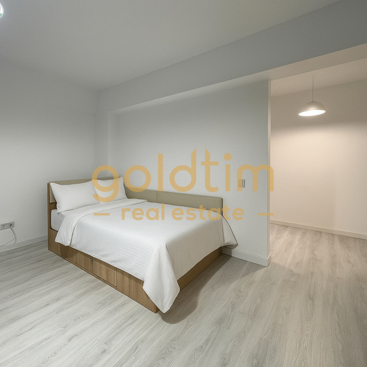 SUPERB/MOBILAT SI UTILAT