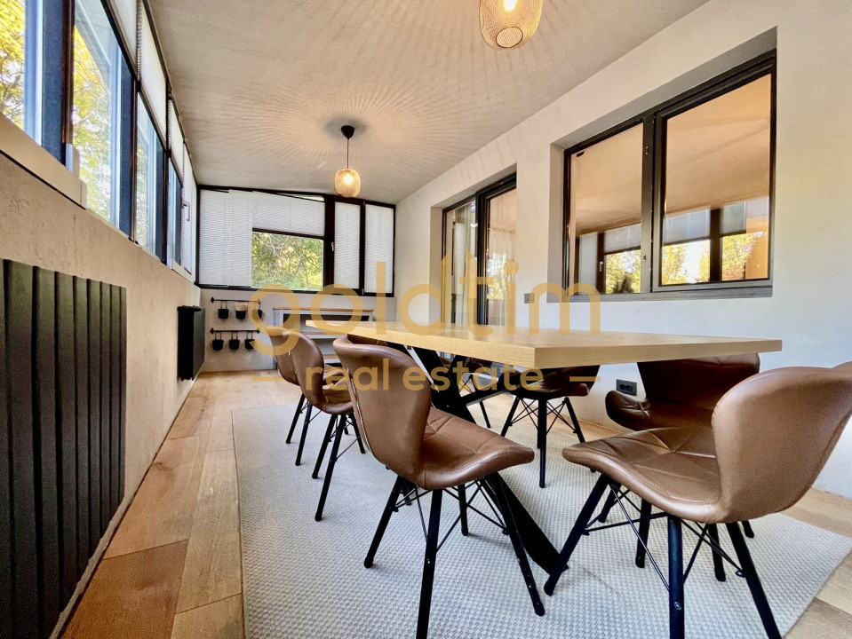 SUPERB/ ACCES PARC/ PARCARE/ BOXA