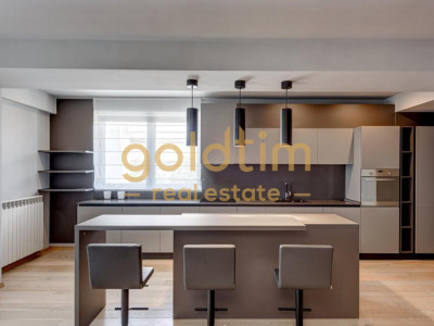 PENTHOUSE/ROVERE/ANSAMBLU CU PISCINA/SPATII DEPOZITARE/TERASE GENEROASE