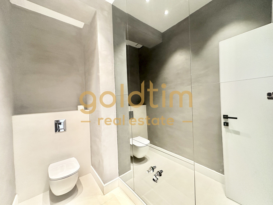 VILA 6 CAMERE/SMART DESIGN/NOU RENOVATA/CURTE/GARAJ/PIPERA