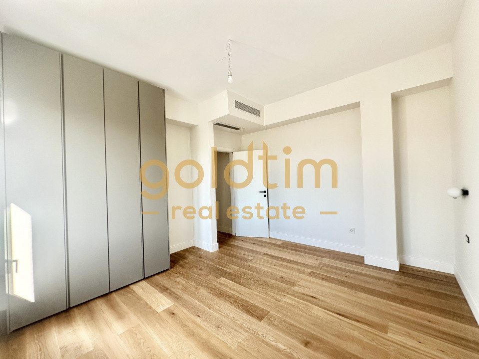 VILA 6 CAMERE/SMART DESIGN/NOU RENOVATA/CURTE/GARAJ/PIPERA