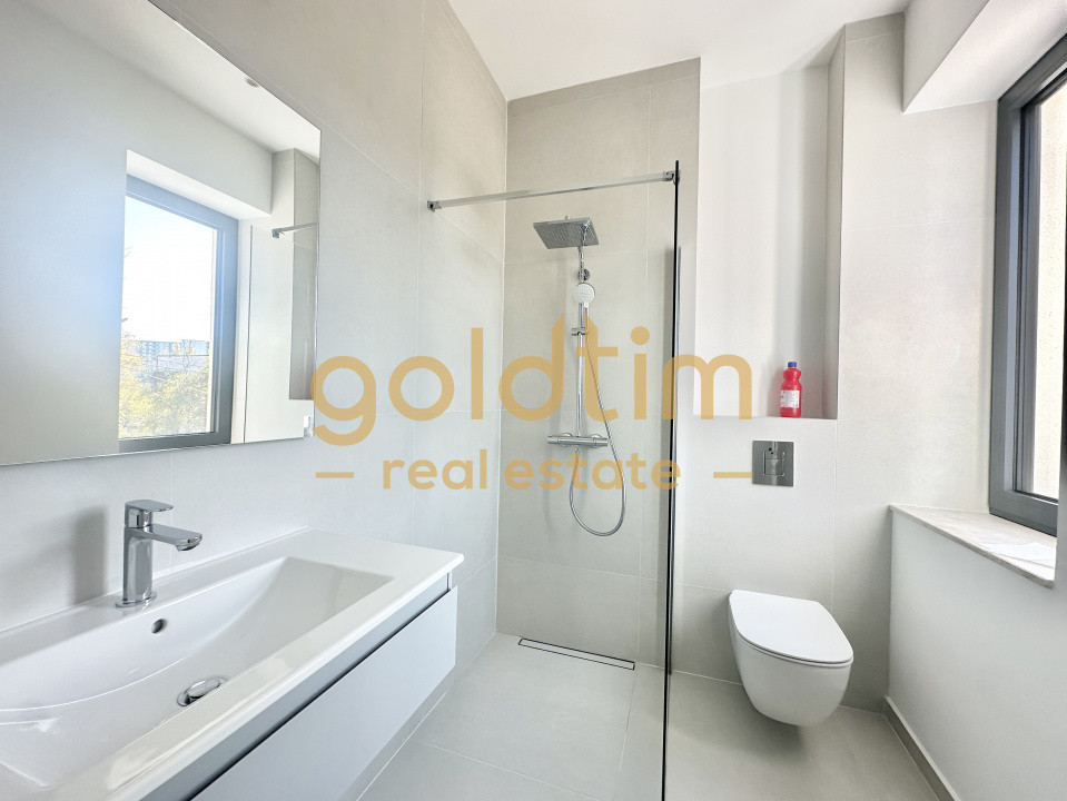 VILA 6 CAMERE/SMART DESIGN/NOU RENOVATA/CURTE/GARAJ/PIPERA