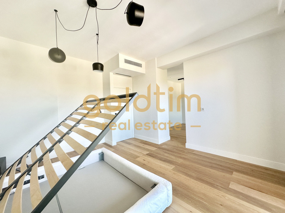 VILA 6 CAMERE/SMART DESIGN/NOU RENOVATA/CURTE/GARAJ/PIPERA