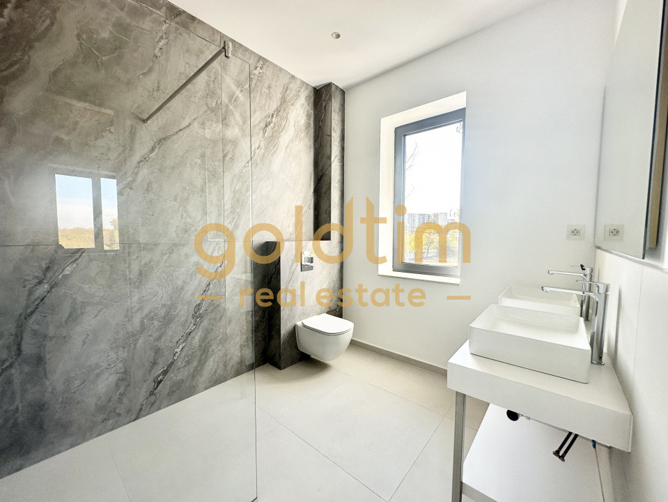 VILA 6 CAMERE/SMART DESIGN/NOU RENOVATA/CURTE/GARAJ/PIPERA