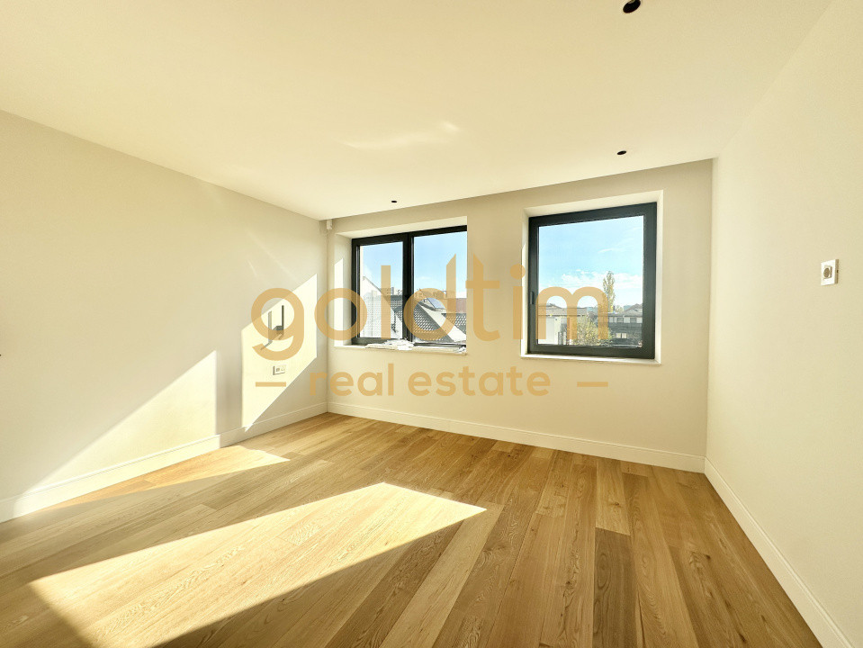 VILA 6 CAMERE/SMART DESIGN/NOU RENOVATA/CURTE/GARAJ/PIPERA