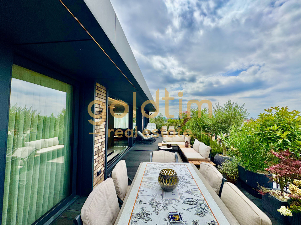 SUPERB/ PENTHOUSE MOBILAT SI UTILAT/ 3 PARCARI/ TERASA 70 mp