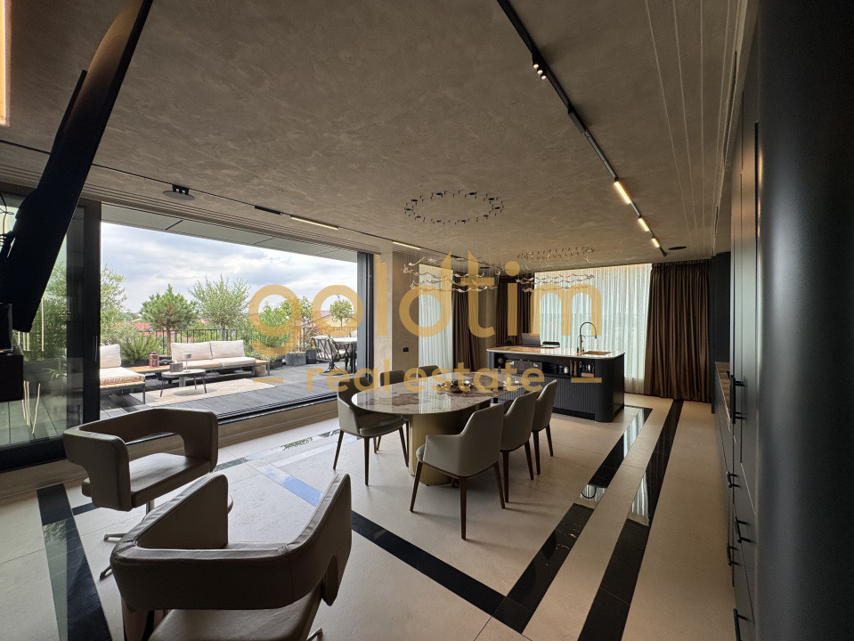 SUPERB/ PENTHOUSE MOBILAT SI UTILAT/ 3 PARCARI/ TERASA 70 mp
