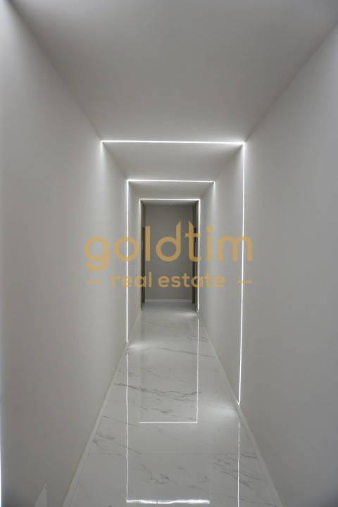 EROU IANCU NICOLAE /PIPERA /PARCARE /VIEW SUPERB